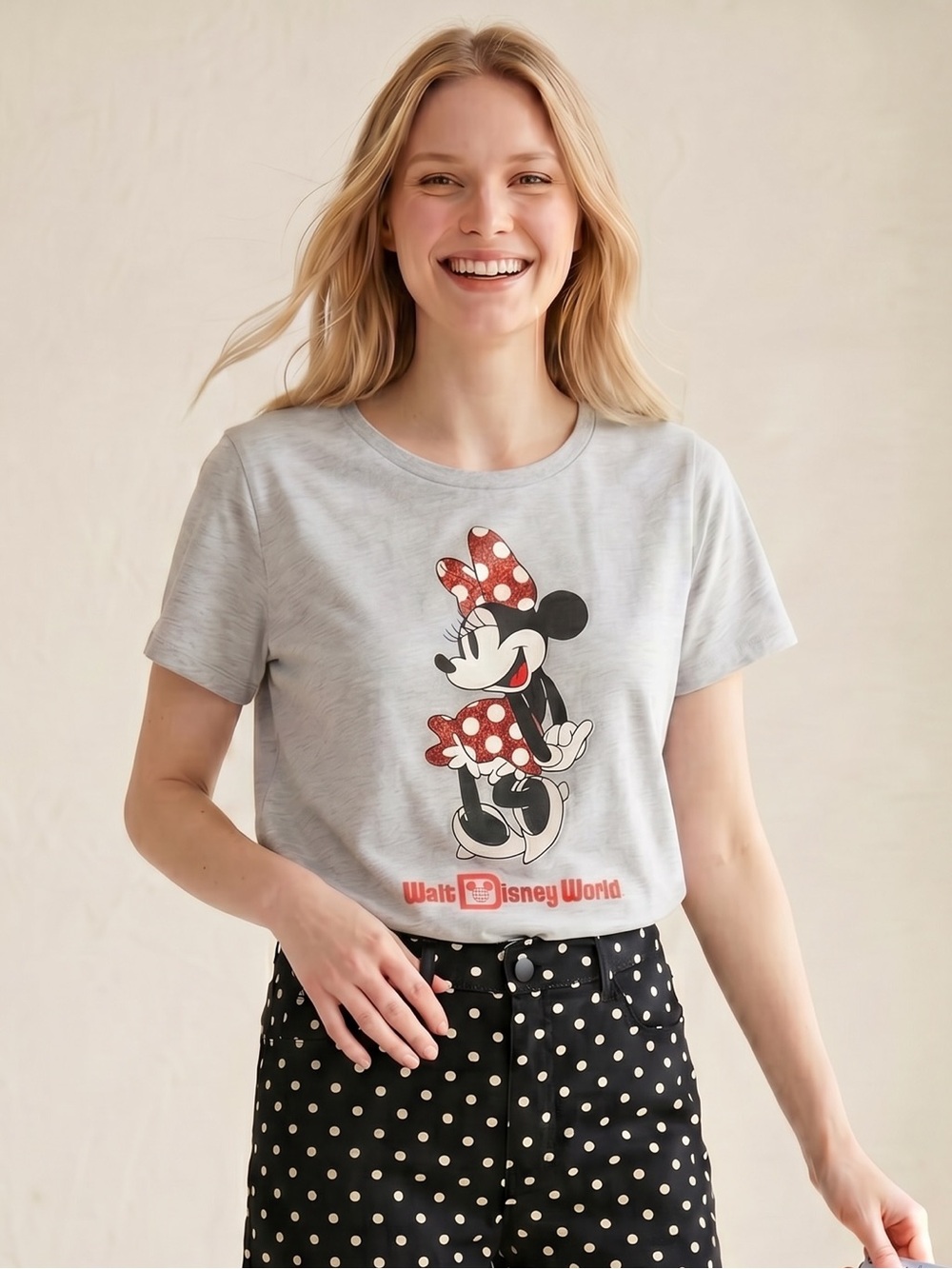 Disney Minnie Mouse Walt Disney World Graphic Tee Gray Short Sleeve